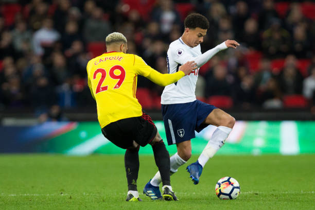 以绝对优势 以绝对优势